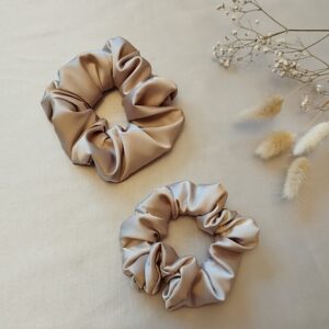 Kapučino spalvos šilkinės gumytės