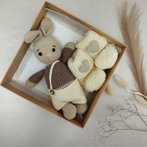 Rankų darbo rinkinukai su Rudu kiškučiu