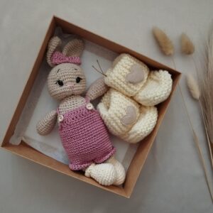 Rankų darbo rinkinukai su Pelenų rožine kiškute